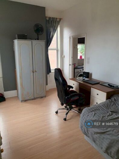 1 Bedroom Flat To Rent In Ella Street, Hull, HU5