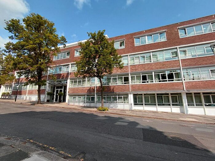 Studio To Rent In Mercury House, Heathcroft, London, W5