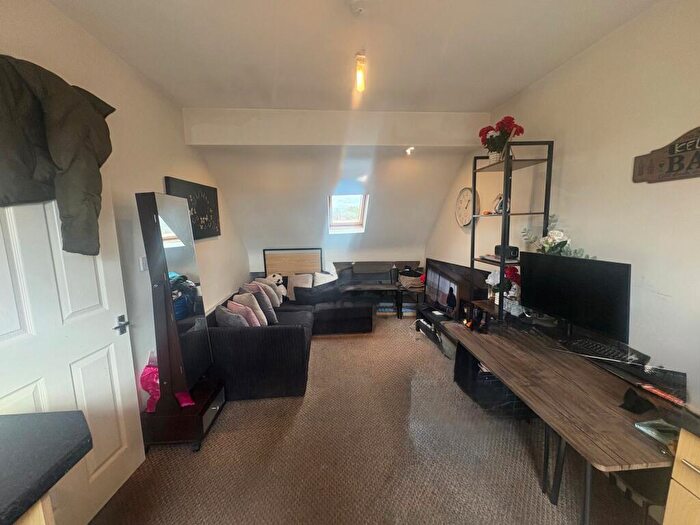 1 Bedroom Flat To Rent In Hawthorn Road, Kingstanding, B44