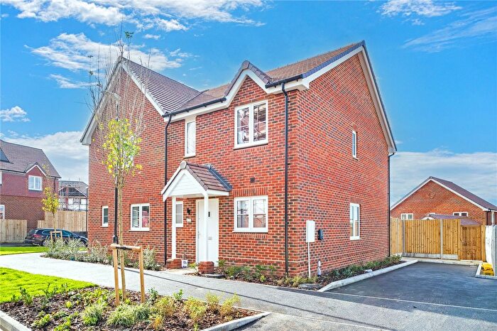 3 Bedroom Semi-Detached House To Rent In Glenister Way, St. Leonards-On-Sea, East Sussex, TN37