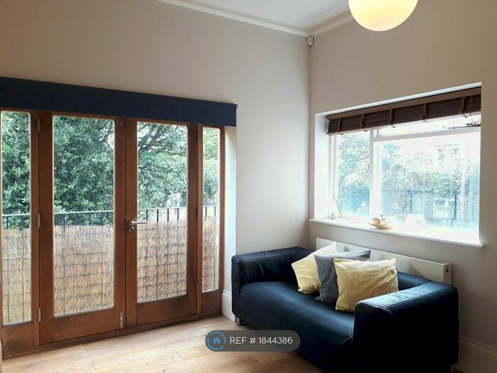 1 Bedroom Flat To Rent In Highbury New Park, London, N5