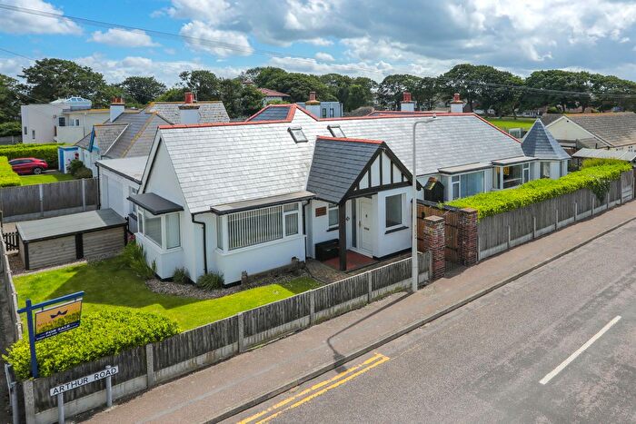 5 Bedroom Bungalow For Sale In Arthur Road, Birchington, Kent, CT7