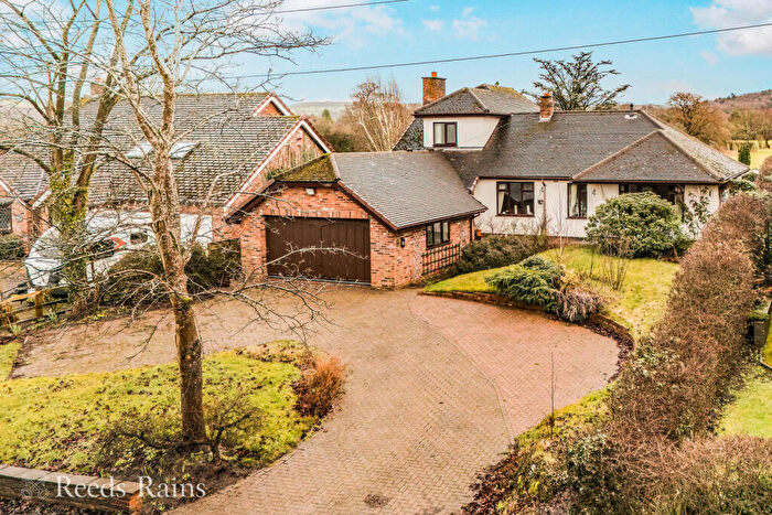 2 Bedroom Bungalow For Sale In Moss Road, Congleton, Cheshire, CW12