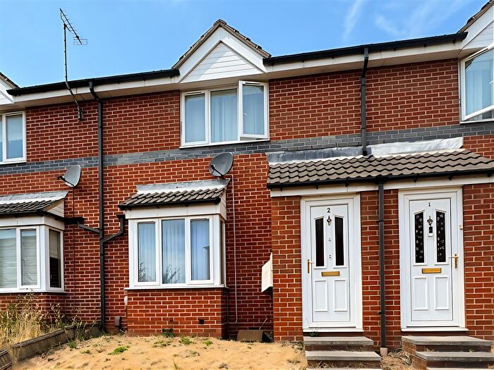 2 Bedroom Town House To Rent In Carr Hill Court, Balby, Doncaster, DN4