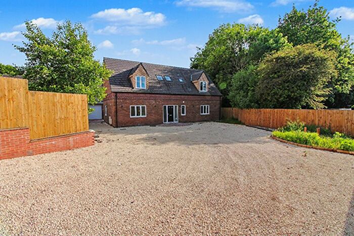 6 Bedroom Detached House For Sale In Hadley Park Road, Leegomery, Telford, TF1