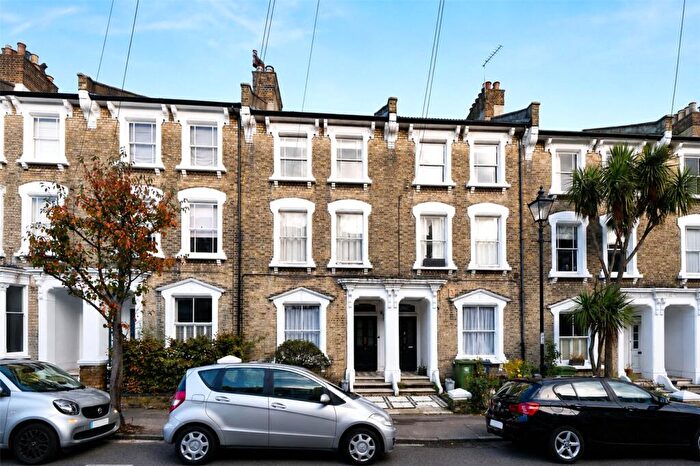 2 Bedroom Apartment To Rent In Quentin Road, London, SE13