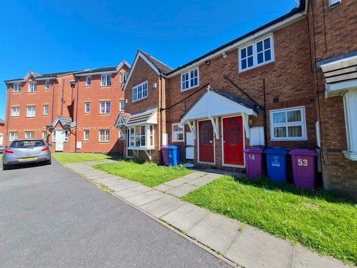 2 Bedroom Flat To Rent In Lockfields View, Liverpool, L3