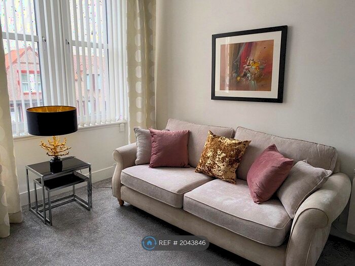 1 Bedroom Flat To Rent In Granton Road, Edinburgh, EH5