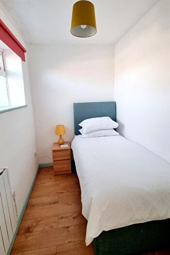 4 Bedroom Maisonette To Rent In Old Tree Parade, Broad Street, BN25