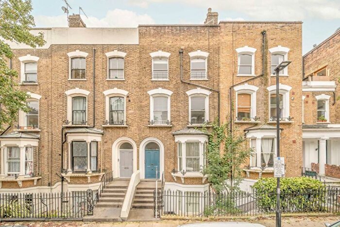 2 Bedroom Flat To Rent In Beresford Road, London, N5