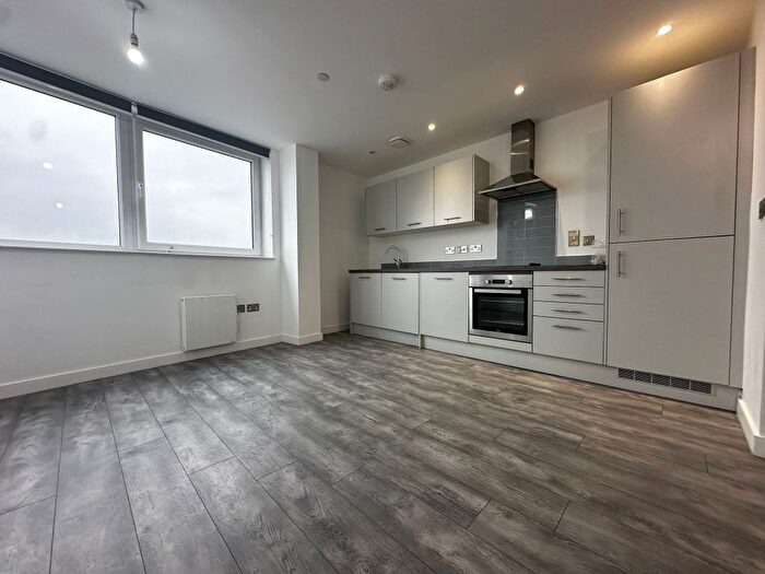 2 Bedroom Property To Rent In Coventry Road, Birmingham, B25