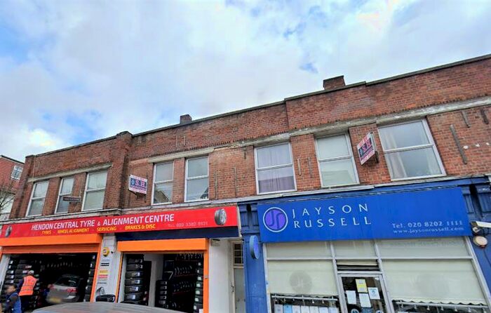 5 Bedroom Flat To Rent In Parson Street, Hendon, NW4