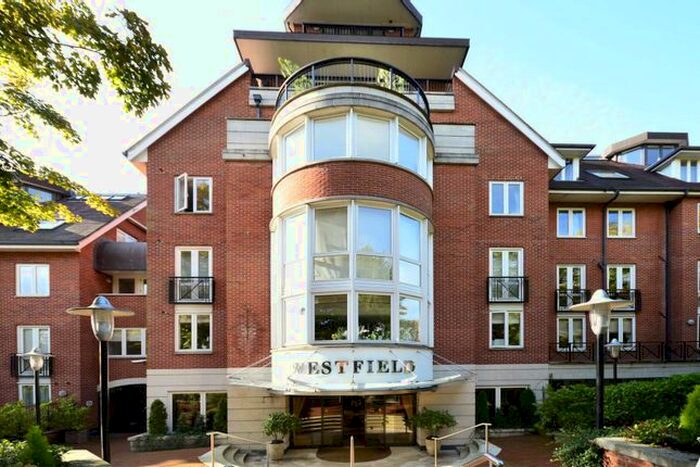 2 Bedroom Flat To Rent In Kidderpore Avenue, Hampstead, London, NW3