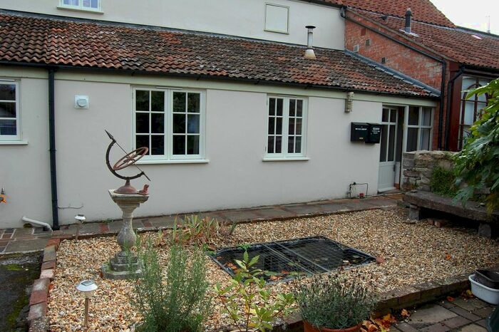 1 Bedroom Barn Conversion To Rent In Church Street, Mark, Somerset, TA9