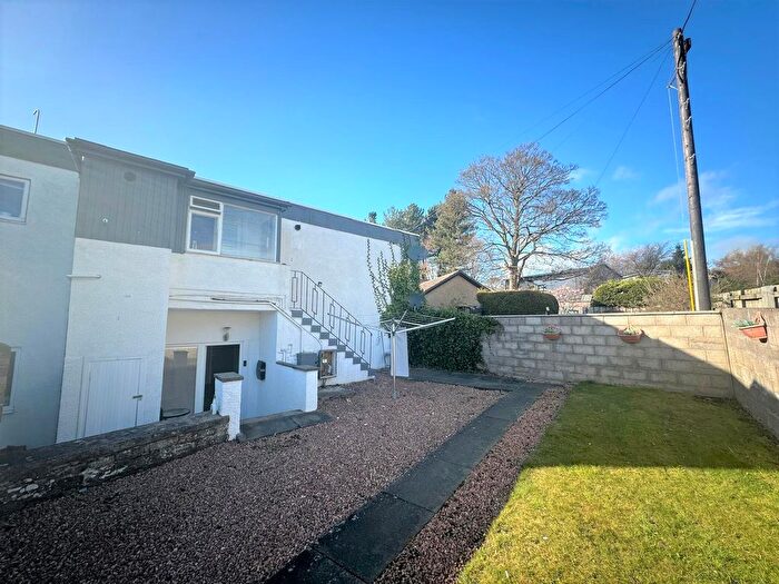 2 Bedroom Flat For Sale In Glamis Drive, Dundee, DD2