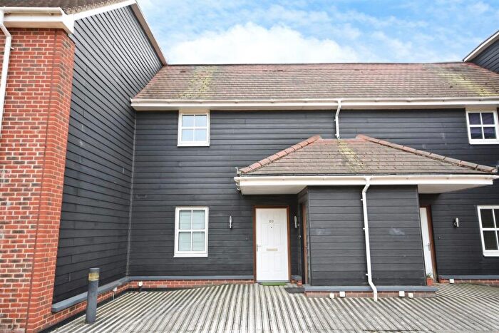 2 Bedroom Flat For Sale In Market Place, Romford, RM1