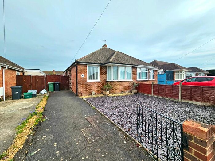 2 Bedroom Semi-Detached Bungalow For Sale In Hillview Drive, Hucclecote, GL3