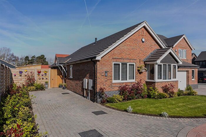2 Bedroom Detached Bungalow For Sale In Millfields Way, Barrow-Upon-Humber, DN19