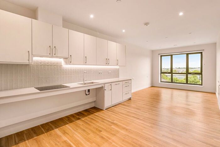 1 Bedroom Flat To Rent In Greenford, UB6