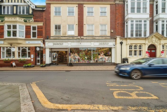 2 Bedroom Flat For Sale In Bond Street, Cromer, NR27