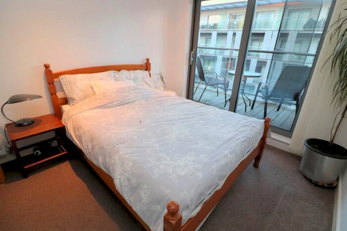 1 Bedroom Flat To Rent In Royal Carriage Mews, London, SE18