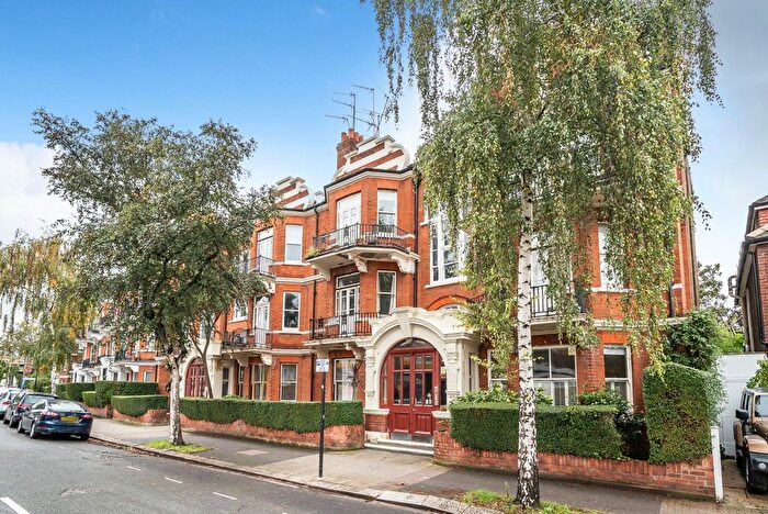 3 Bedroom Flat To Rent In Stamford Brook Avenue, London, W6