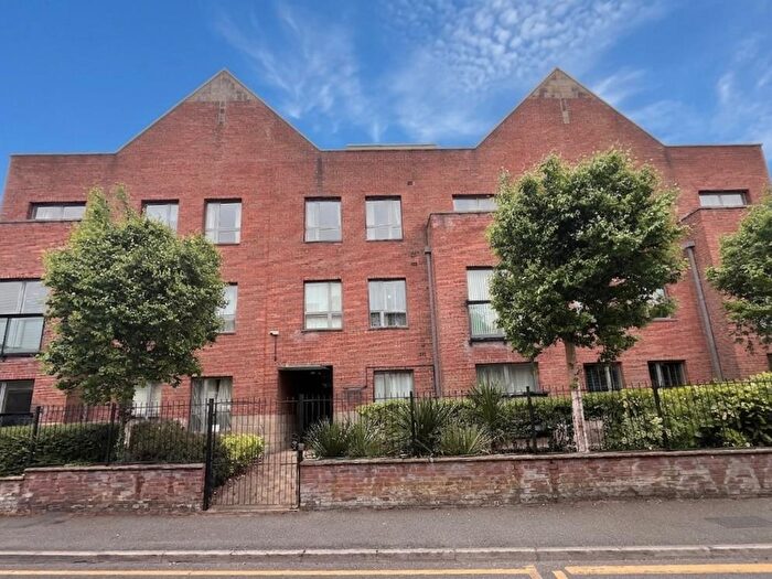 1 Bedroom Apartment For Sale In Bank Place, Green Lane, Wilmslow, SK9