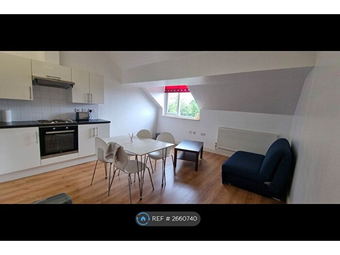 1 Bedroom Flat To Rent In Upper Brook Street, Manchester, M13