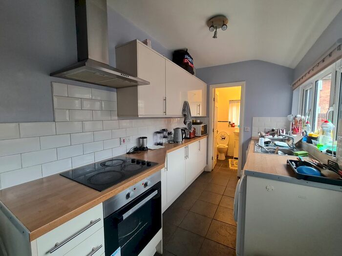 1 Bedroom Terraced House To Rent In Room Foster Street, Lincoln, LN5