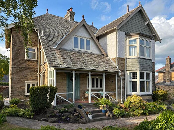 6 Bedroom Detached House For Sale In "Hanlith" Rawson Avenue, Skircoat Green, Halifax, HX3