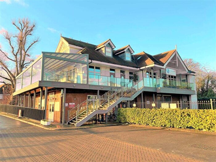 1 Bedroom Apartment To Rent In Bourne End Marina, Bourne End, SL8