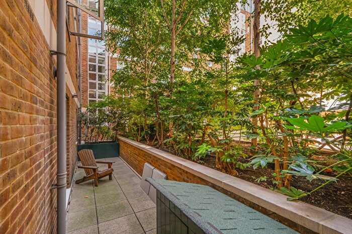 2 Bedroom Flat For Sale In Vincent Square, Westminster, SW1P - Photo 3
