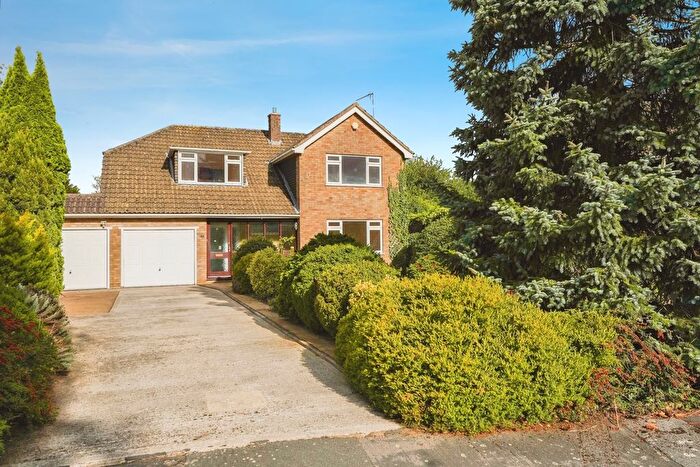 4 Bedroom Detached House For Sale In St. Leonards Close, Upton St. Leonards, Gloucester, Gloucestershire, GL4