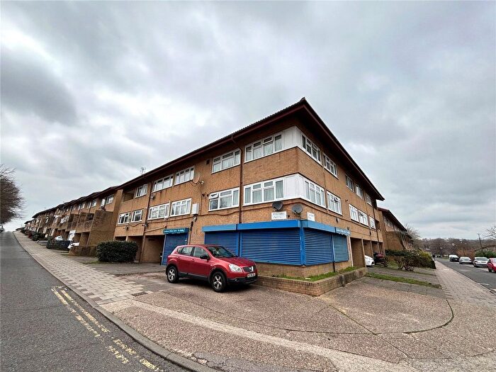 1 Bedroom Flat For Sale In Ramsons Avenue, Conniburrow, Milton Keynes, Buckinghamshire, MK14