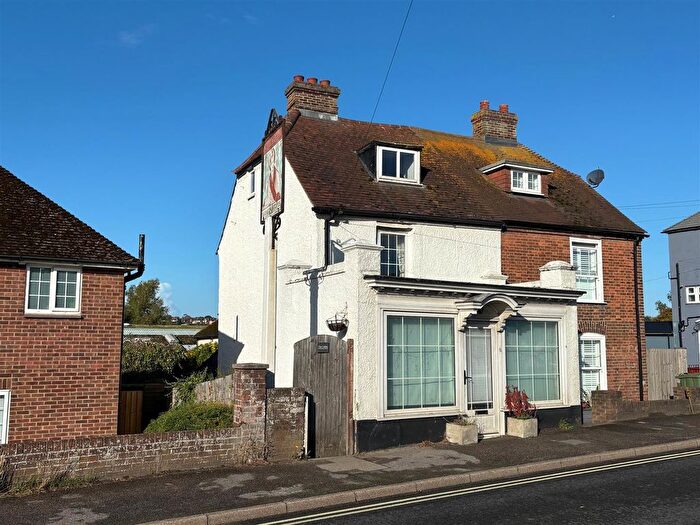 3 Bedroom Semi-Detached House For Sale In Winchelsea Road, Rye, TN31