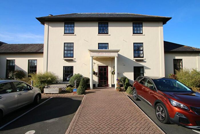 2 Bedroom Apartment For Sale In Austcliffe Lane, Cookley, Kidderminster, DY10
