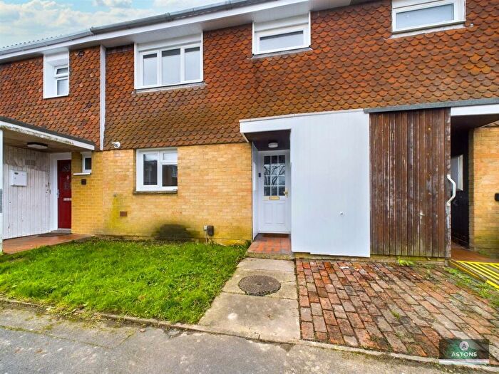 3 Bedroom Terraced House For Sale In Cuckfield Close, Bewbush, RH11