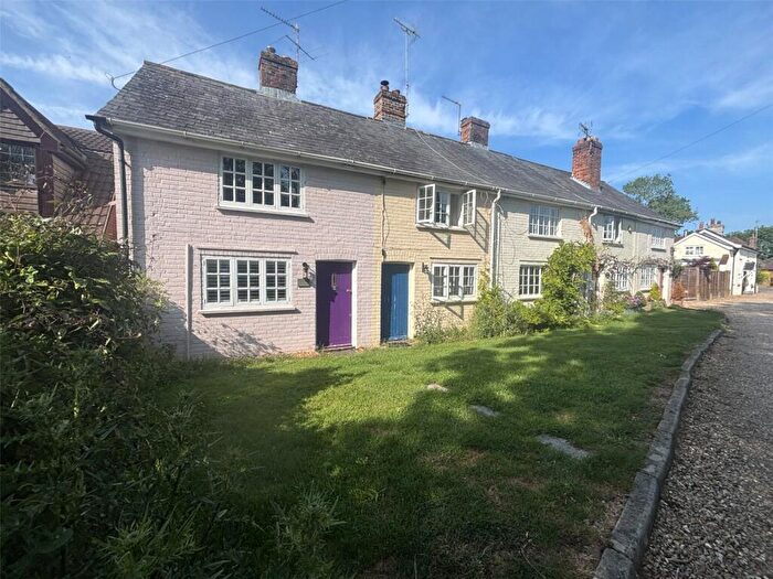 2 Bedroom End Of Terrace House For Sale In Priors Row, North Warnborough, Hook, Hampshire, RG29