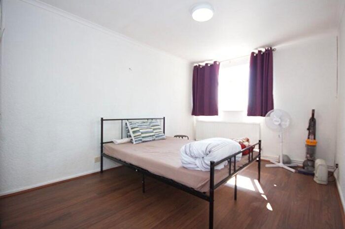1 Bedroom Maisonette To Rent In Stamford Close, Harrow, HA3