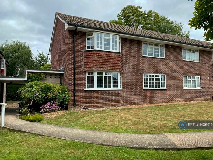 2 Bedroom Maisonette To Rent In Copley Road, Stanmore, HA7