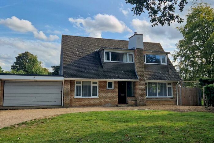 4 Bedroom Detached House For Sale In Anglesey Place, Great Barton, Bury St. Edmunds, IP31