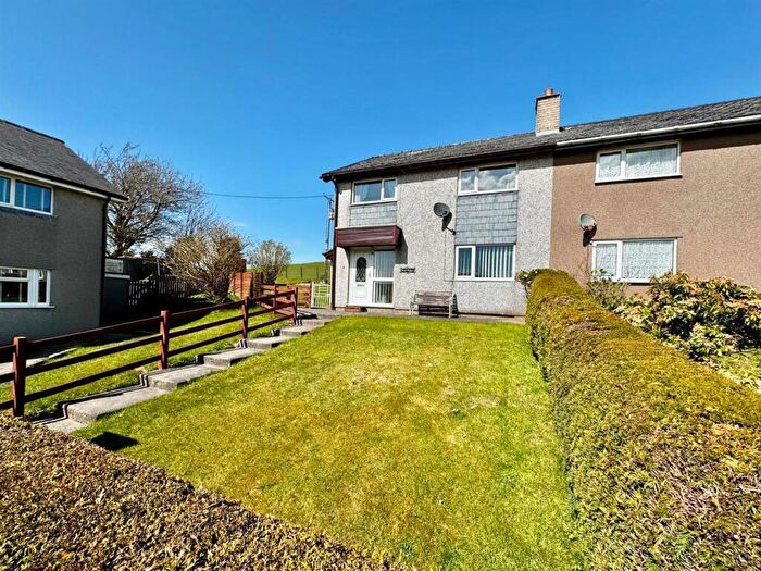 3 Bedroom House For Sale In Maes Yr Hafod, Glasfryn, Corwen, LL21