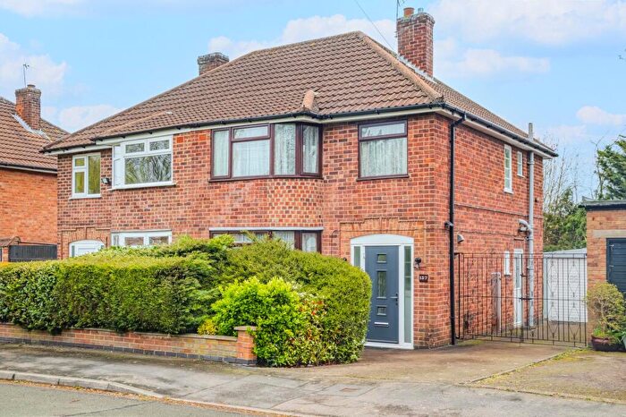 3 Bedroom Semi Detached House For Sale In Kingsway, Leicester, LE3