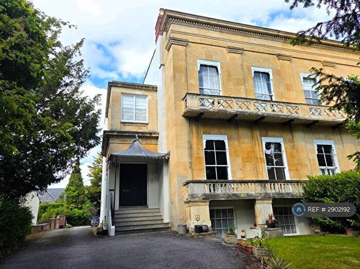 1 Bedroom Flat To Rent In Queens Road, Cheltenham, GL50