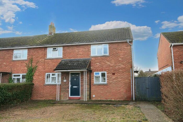 3 Bedroom Semi-Detached House For Sale In West Dene, Gaddesden Row, Hertfordshire, HP2