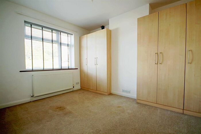 4 Bedroom Semi-Detached House To Rent In Mackie Avenue, Patcham, Brighton, BN1