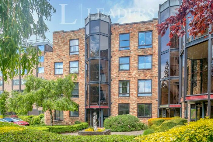 1 Bedroom Apartment To Rent In Midsummer Court, Manhattan Drive, CB4