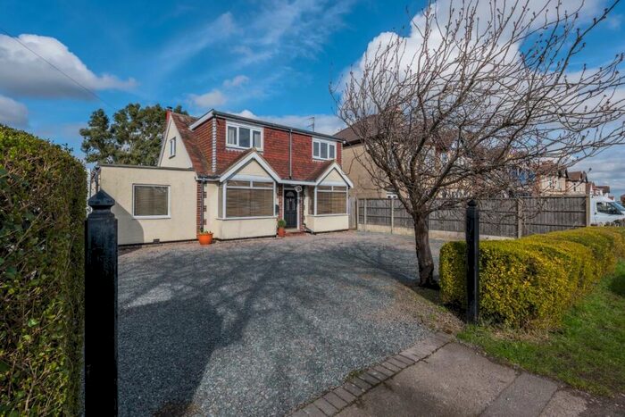 4 Bedroom Detached House For Sale In Rugby Road, Cubbington, Leamington Spa, CV32