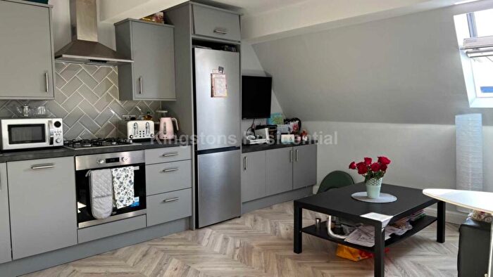 2 Bedroom Apartment To Rent In City Road, Cardiff, CF24