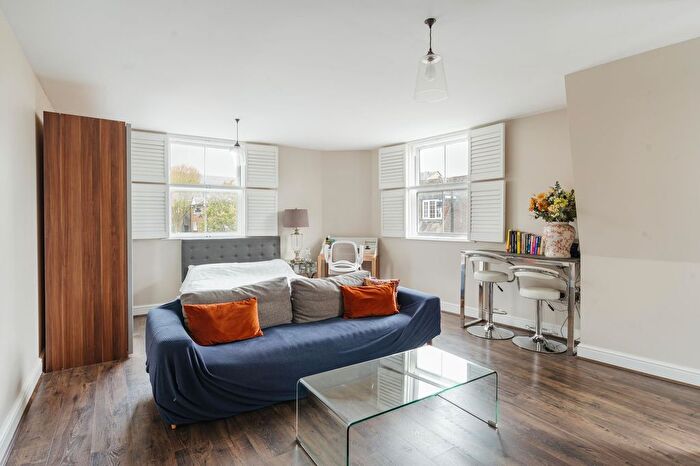 Studio For Sale In St. Stephens Road, London, E3